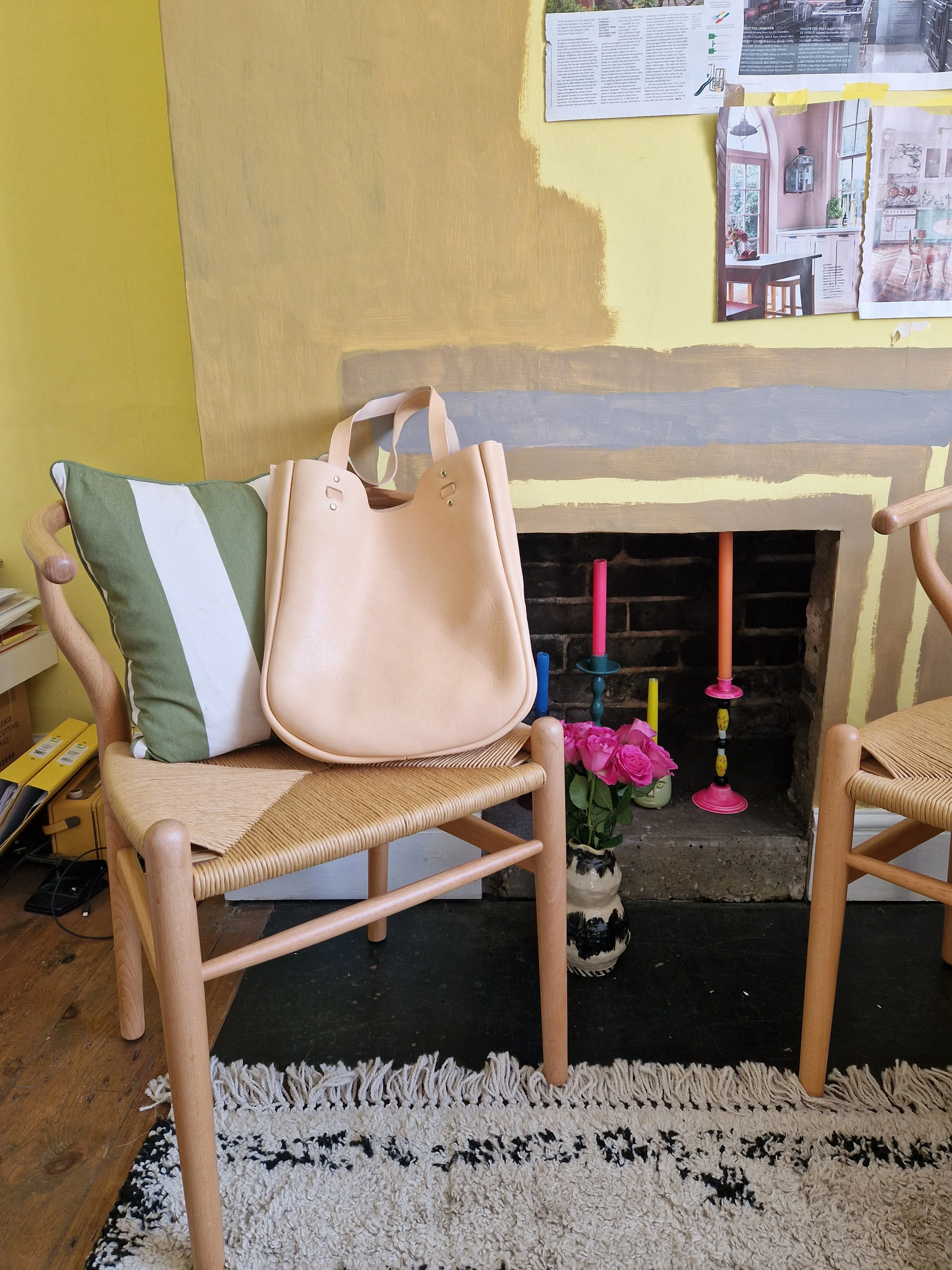 CHANTRY TOTE BAG in Cinder Black