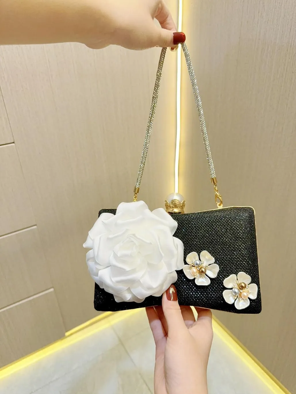 Floral Glitter Evening Bag for Women Beaded Clutch Purses Elegant Pearl Crossbody Shoulder Bag for Wedding, Prom, Party