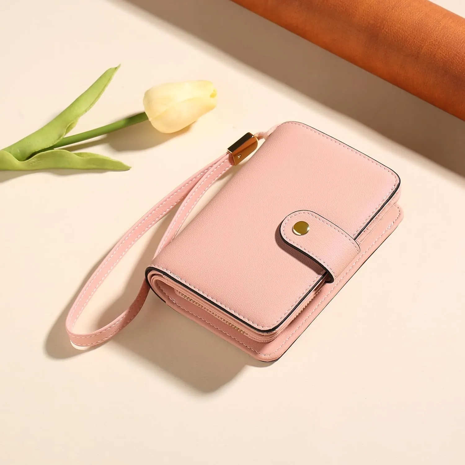 GAEKEAO Small Wallet for Women RFID Blocking Leather Wristlet Purse Bifold Ladies Wallet Credit Card Holder with ID Window