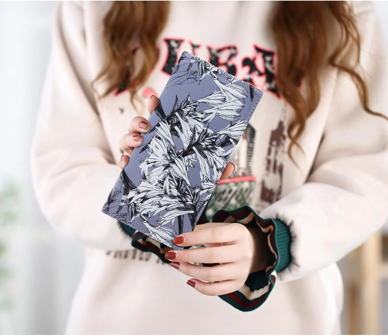 HUA ANGEL Bifold Wallets, Slim Long Wallet for Women RFID Blocking Ultra Thin Credit Card Holder Ladies Clutch Purse Billfold