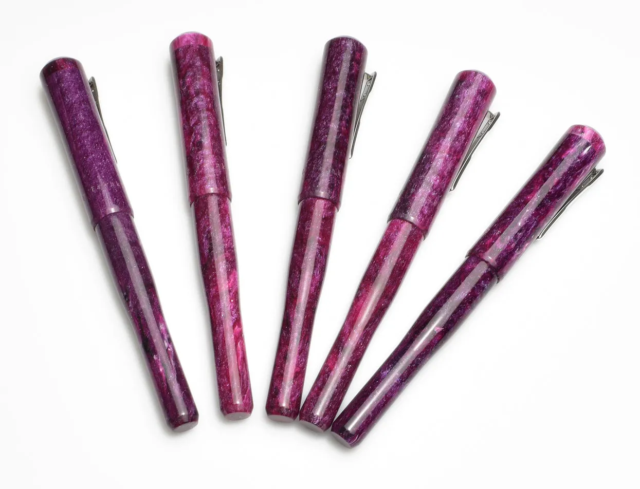 Model 02 Intrinsic Fountain Pen - Blackberry