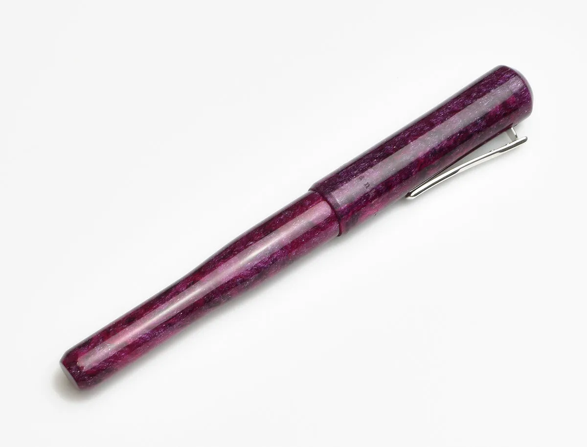 Model 02 Intrinsic Fountain Pen - Blackberry