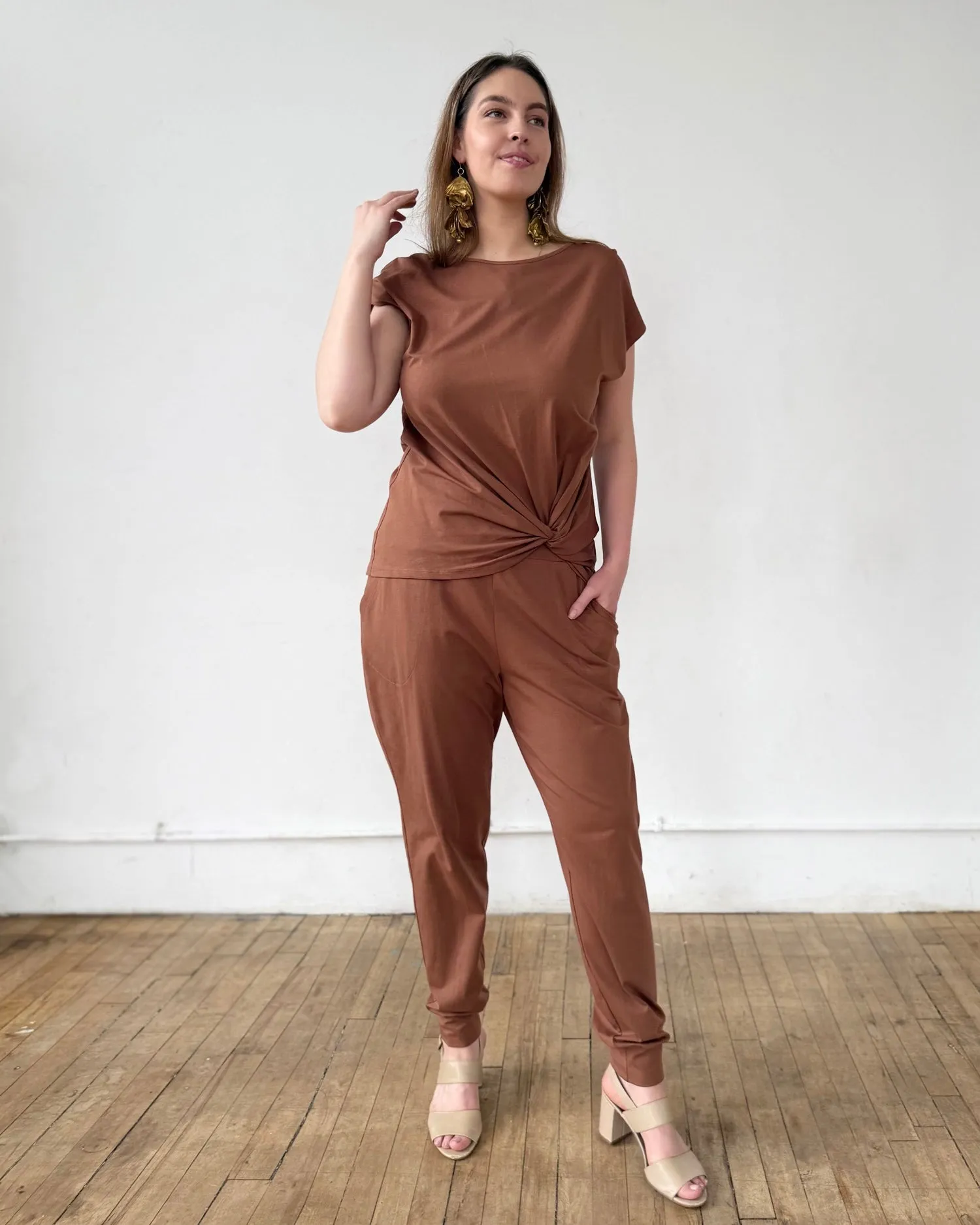 SITA tee in Cacao Brown