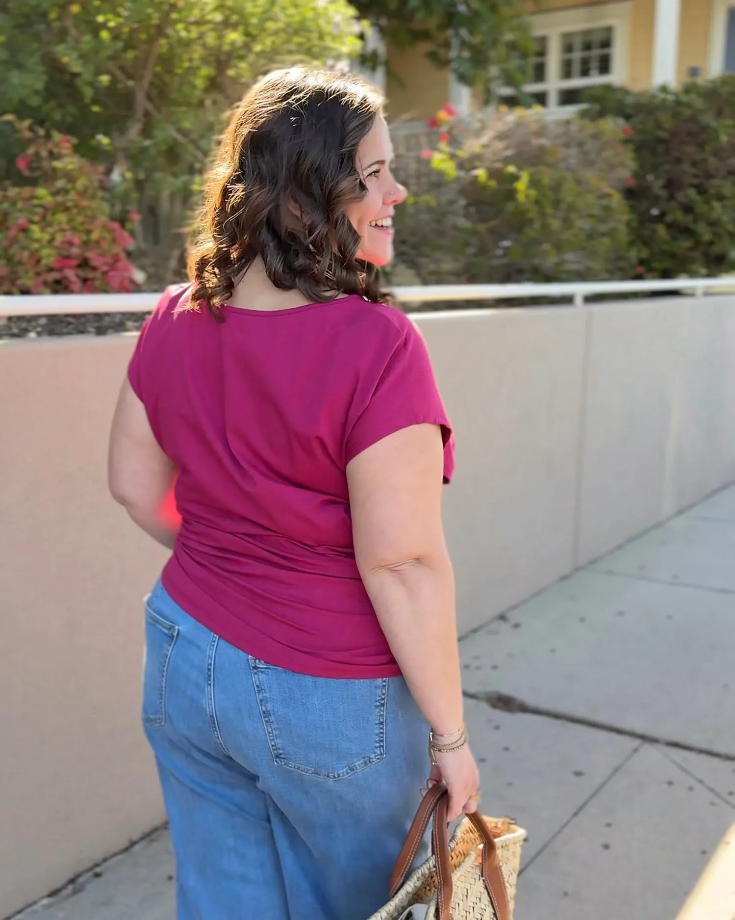 SITA tee in Garnet Pink
