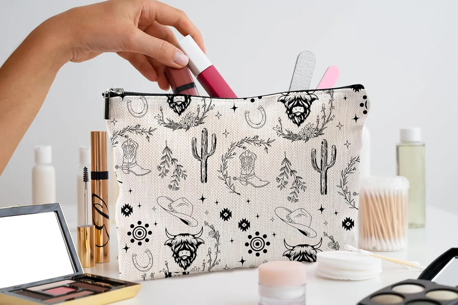 Western Makeup Bag, Western Gifts for Women, Western Stuff for Women, Cow Makeup Bag, Cowgirl Gifts, Cowgirl Stuff